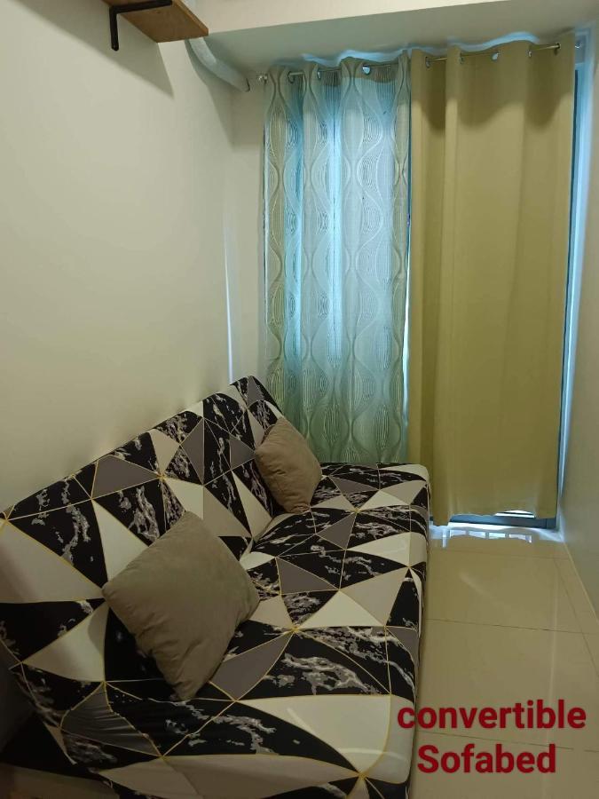 One Bedroom Condo Unit Fame Residences Manila Esterno foto